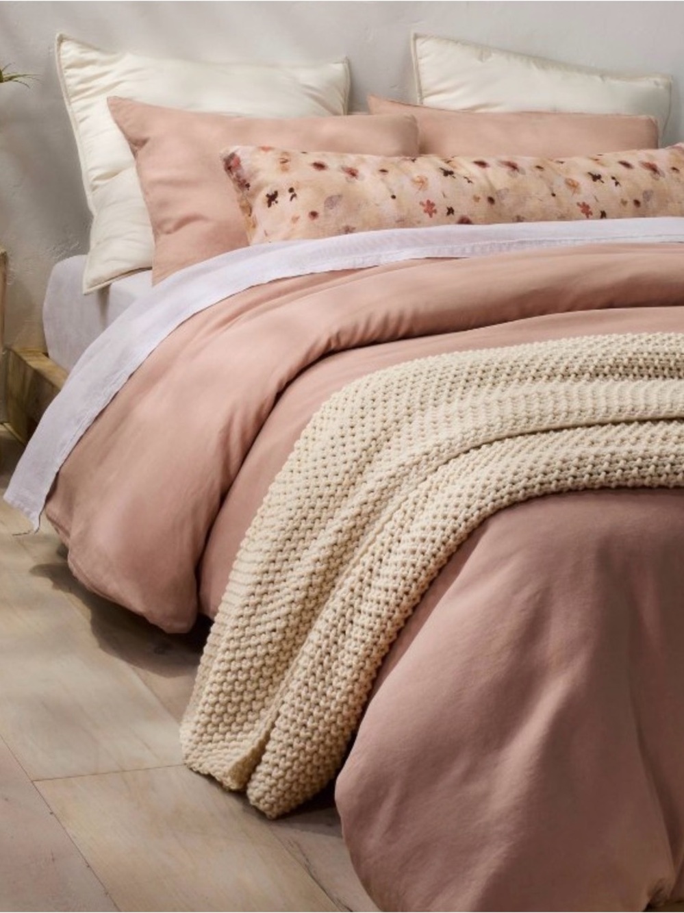 Casaluna Blush Pink Duvet Cover 3 Piece Set - Brand New, King